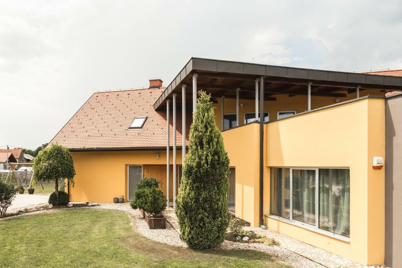 Vila Izabela Krizevci pri Ljutomeru Ngoại thất bức ảnh
